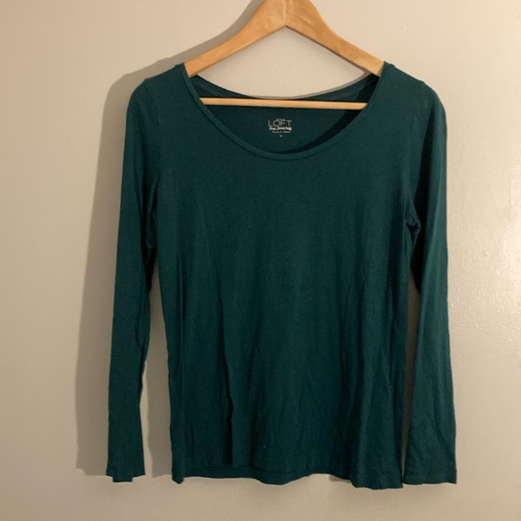 LOFT Tops - Loft long sleeve tee